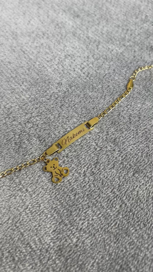 Custom infant/toddler bracelets with charm